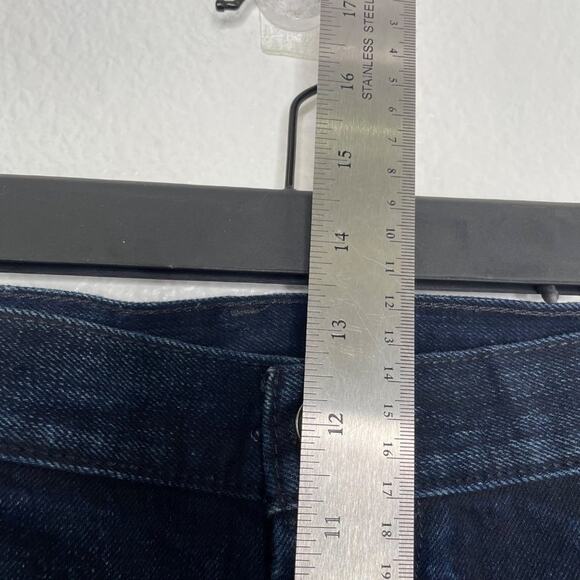 Levi's Mens Jeans Size 42x32 Dark Wash Blue Denim 501 Button Fly Straight Leg - Picture 3 of 10